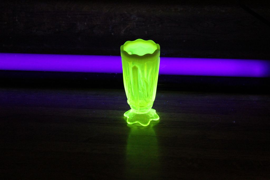 Fenton Vaseline Opalescent Cactus Vase Fenton Vaseline Opalescent Cactus Vase