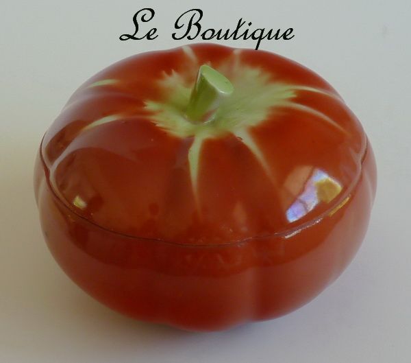 Red Ceramic Trinket Bowl with Cover Persimmon Shape Mint Red Ceramic Trinket Bowl with Cover Persimmon Shape Mint