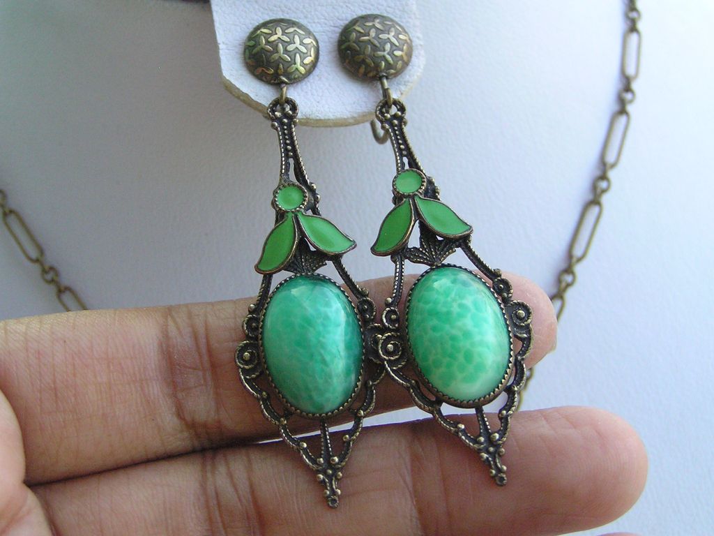 Vintage Art Deco Peking Glass Enamel Pendant Necklace Earrings Demi Vintage Art Deco Peking Glass Enamel Pendant Necklace Earrings Demi