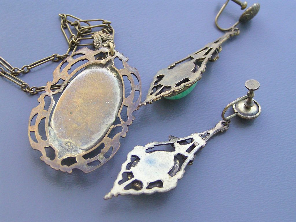 Vintage Art Deco Peking Glass Enamel Pendant Necklace Earrings Demi Vintage Art Deco Peking Glass Enamel Pendant Necklace Earrings Demi