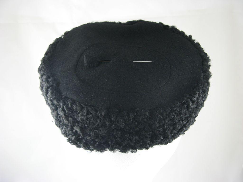 Vintage Black Curly Lambs Wool Ladies Hat Vintage Black Curly Lambs Wool Ladies Hat
