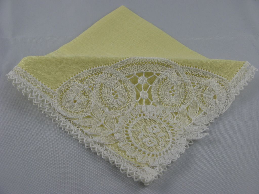 Four Pastel Ladies Handkerchiefs With Lace Inserts Four Pastel Ladies Handkerchiefs With Lace Inserts