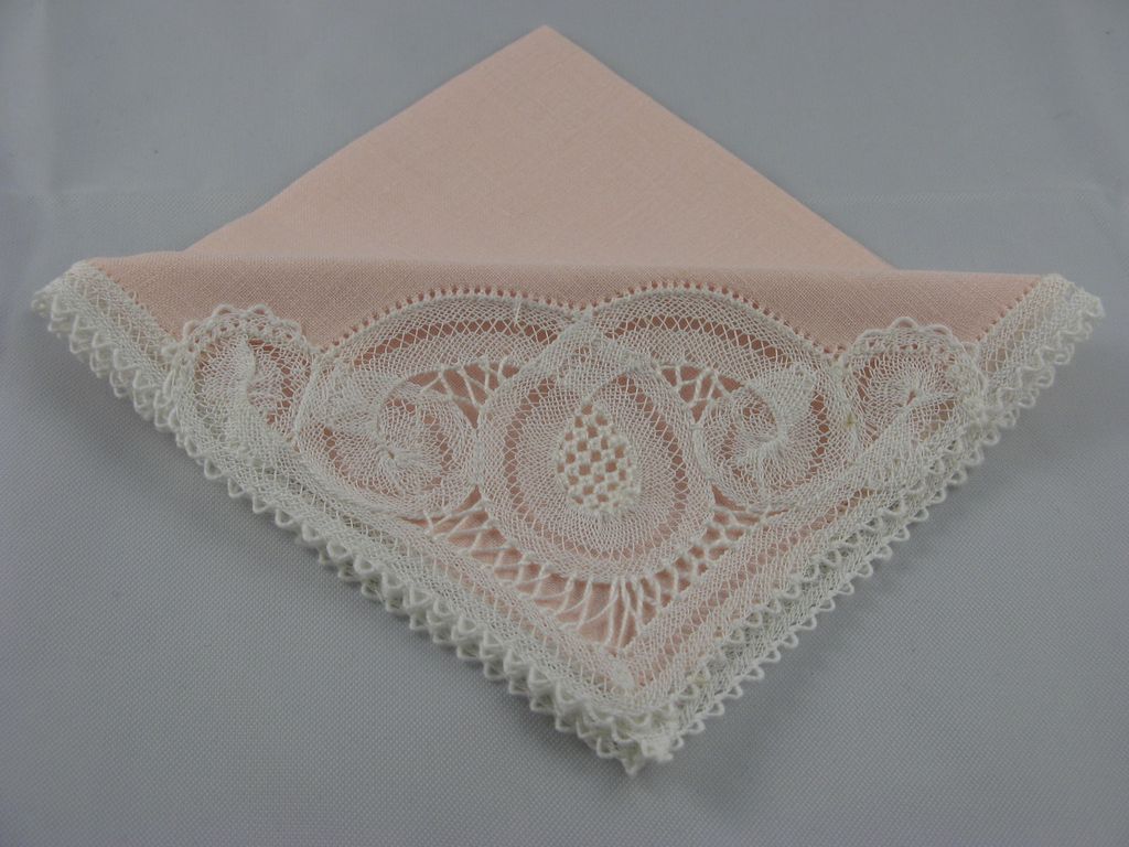 Four Pastel Ladies Handkerchiefs With Lace Inserts Four Pastel Ladies Handkerchiefs With Lace Inserts