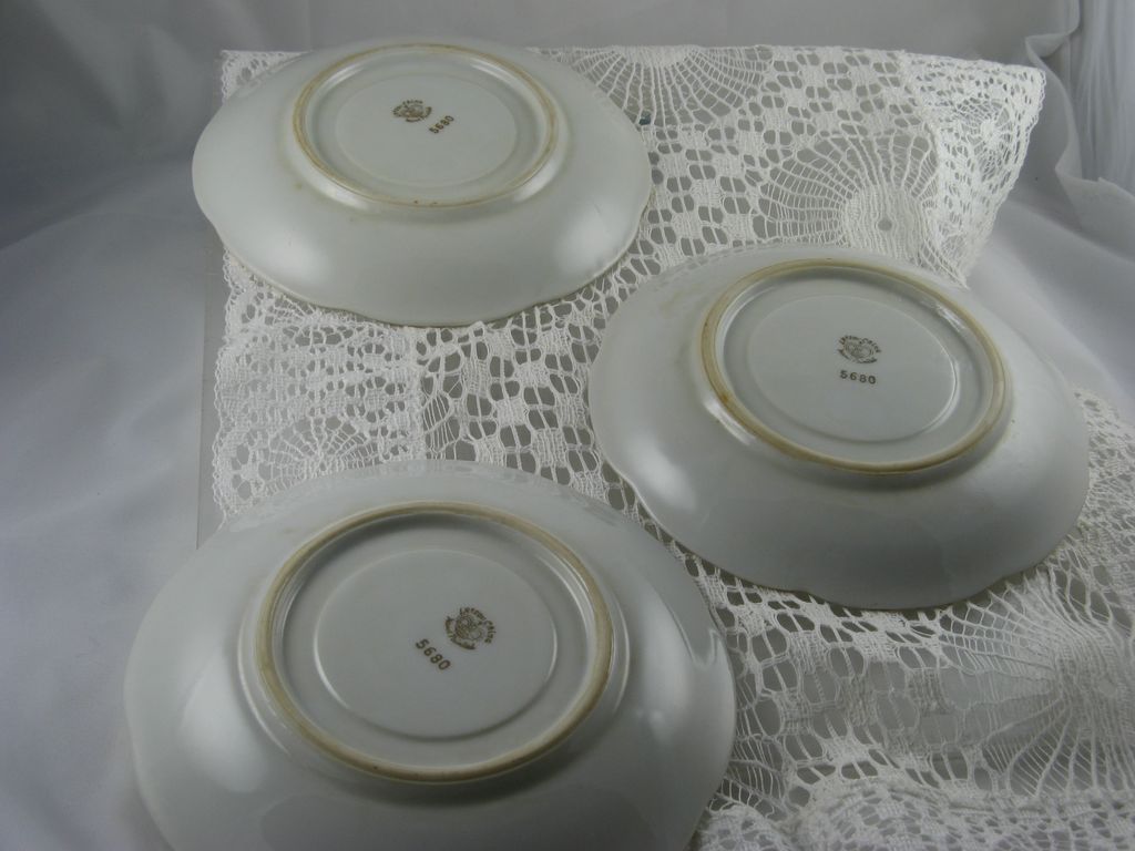 Lefton Green Heritage Footed Cups & Saucers Lefton Green Heritage Footed Cups & Saucers