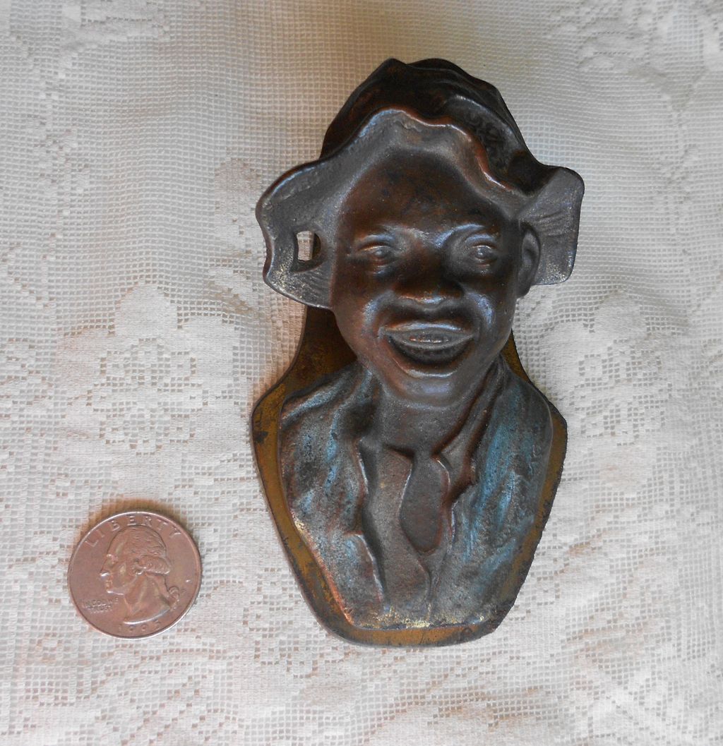 Vintage 1920s Cast Iron Black Americana Johnny Griffin Clip Desk Wall Art Vintage 1920s Cast Iron Black Americana Johnny Griffin Clip Desk Wall Art