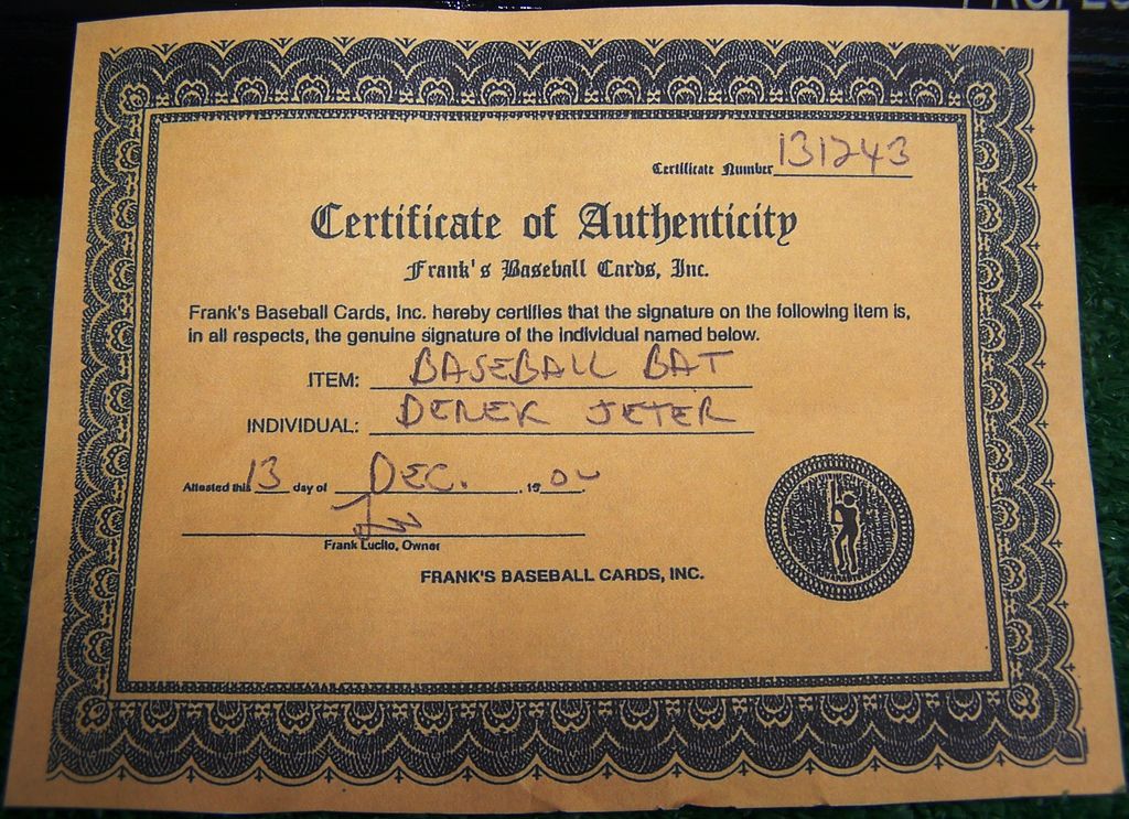 NY Yankees Derek Jeter Signed Rawlings Professional Model Baseball Bast With COA NY Yankees Derek Jeter Signed Rawlings Professional Model Baseball Bast With COA