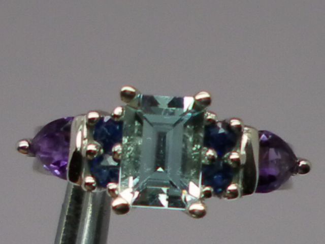 Vintage 14kt Aquamarine, Sapphire & Amethyst Ring; FREE SIZING. Vintage 14kt Aquamarine, Sapphire & Amethyst Ring; FREE SIZING.