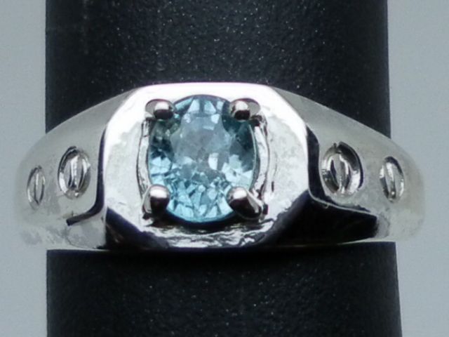 Vintage 14kt Blue Zircon Men's Ring; FREE SIZING Vintage 14kt Blue Zircon Men's Ring; FREE SIZING