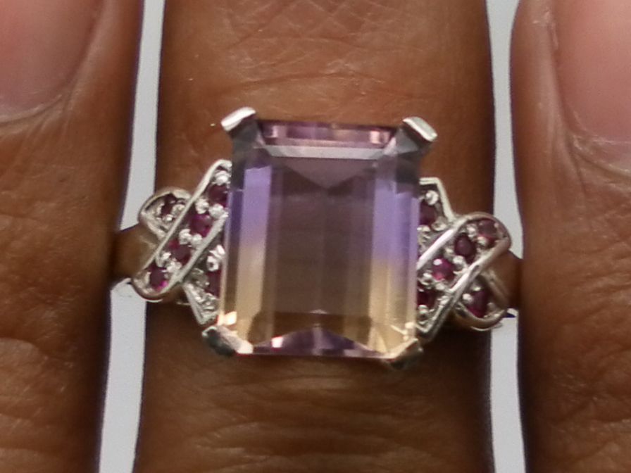 Vintage Ametrine & Ruby Silver Ring; FREE SIZING. Vintage Ametrine & Ruby Silver Ring; FREE SIZING.