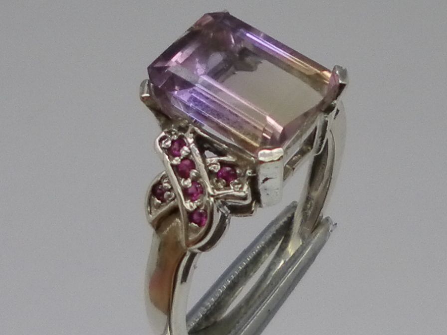 Vintage Ametrine & Ruby Silver Ring; FREE SIZING. Vintage Ametrine & Ruby Silver Ring; FREE SIZING.
