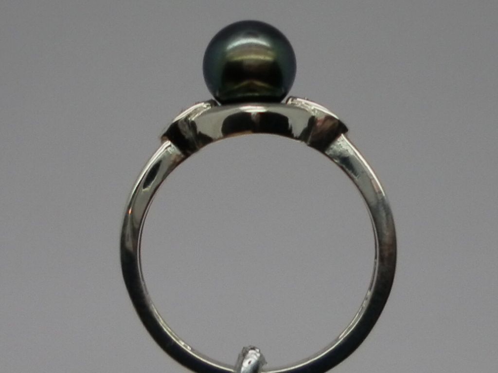 Vintage Tahitian Black Pearl & Sapphire Ring; FREE SIZING Vintage Tahitian Black Pearl & Sapphire Ring; FREE SIZING