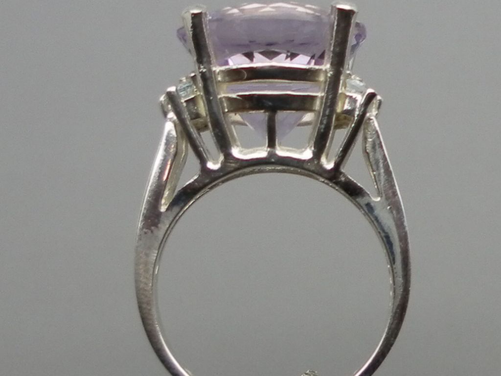 Natural Brazilian Rose and Aquamarine Silver Ring; FREE SIZING. Natural Brazilian Rose and Aquamarine Silver Ring; FREE SIZING.