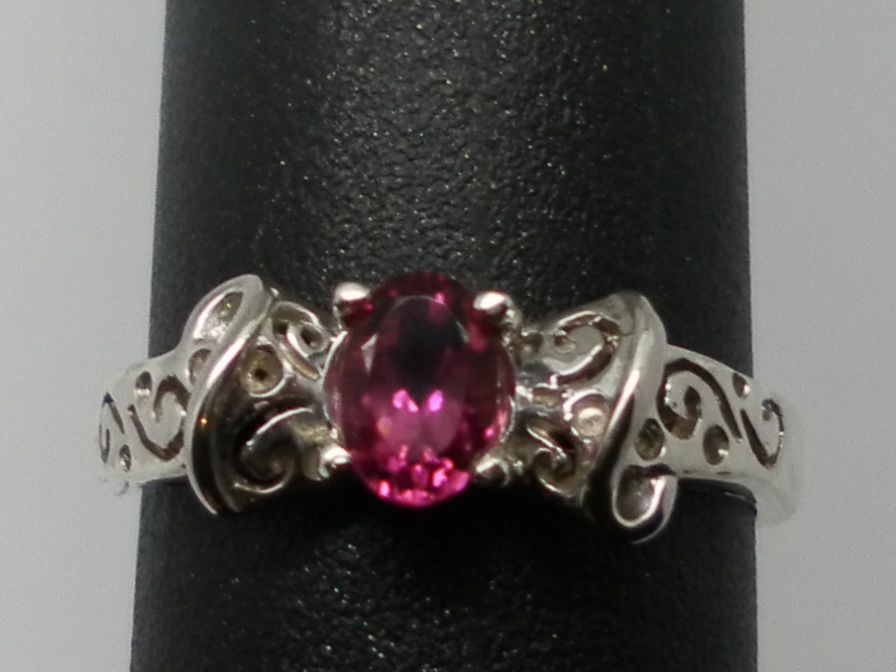 Vintage 14kt Pink Tourmaline Ring Vintage 14kt Pink Tourmaline Ring