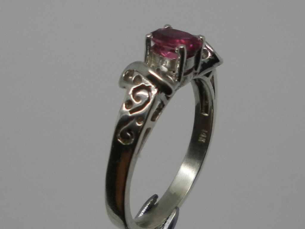 Vintage 14kt Pink Tourmaline Ring Vintage 14kt Pink Tourmaline Ring