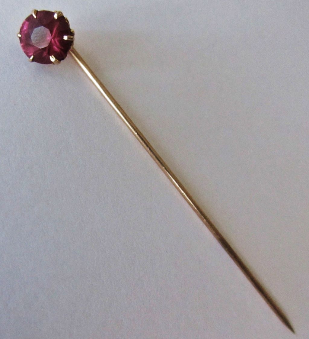 Vintage 10kt Yellow Gold & Garnet Stickpin Vintage 10kt Yellow Gold & Garnet Stickpin