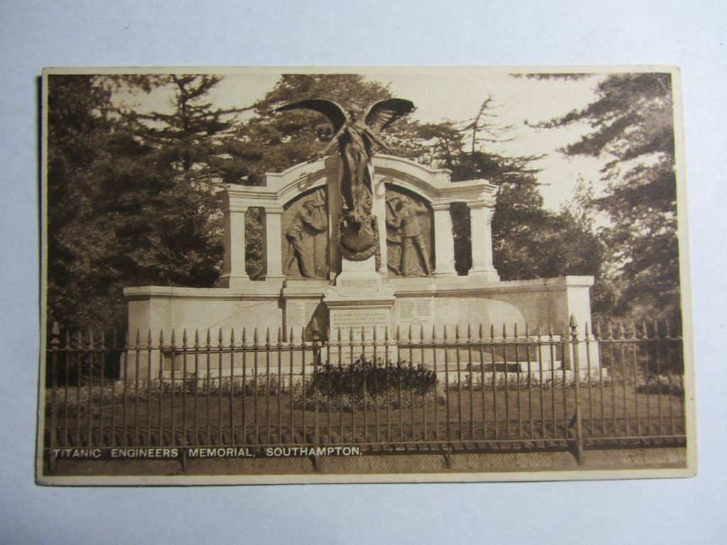Vintage Original Titanic Postcard-Titanic Engineers Memorial, Southampton-Unused Vintage Original Titanic Postcard-Titanic Engineers Memorial, Southampton-Unused