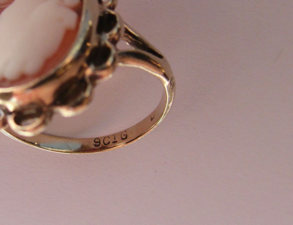 Victorian 9ct Gold Genuine Shell Cameo Ring Victorian 9ct Gold Genuine Shell Cameo Ring
