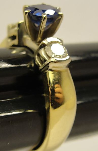 Estate 14K Sapphire and Diamond Ring Estate 14K Sapphire and Diamond Ring