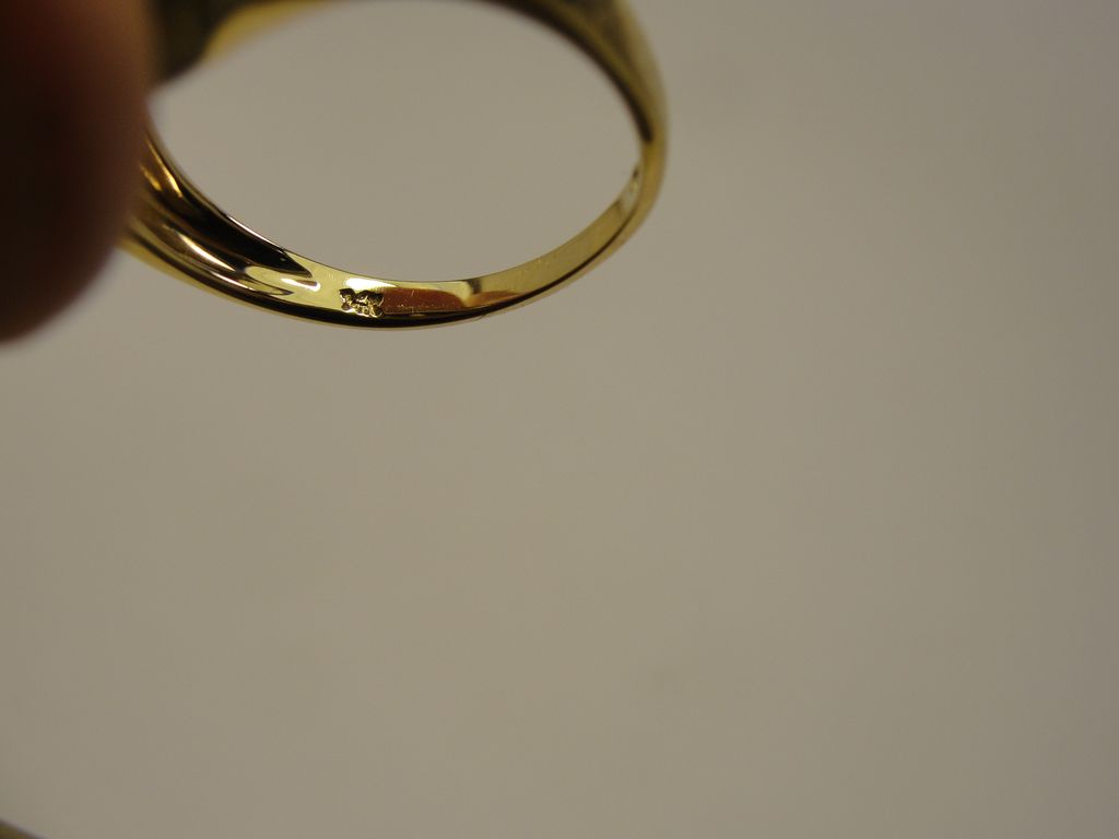 10K Sapphire Ring 10K Sapphire Ring