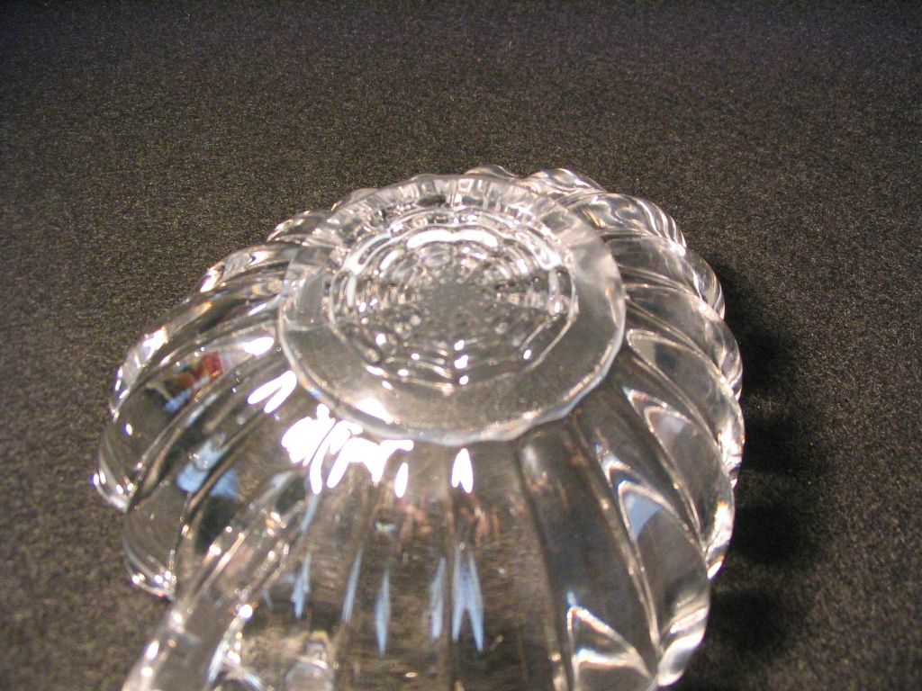 Heisey Crystolite Handled Tricorn Jelly Heisey Crystolite Handled Tricorn Jelly