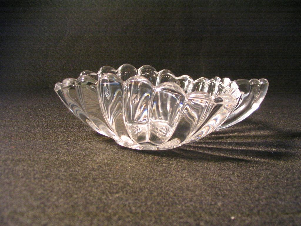 Heisey Crystolite Handled Tricorn Jelly Heisey Crystolite Handled Tricorn Jelly