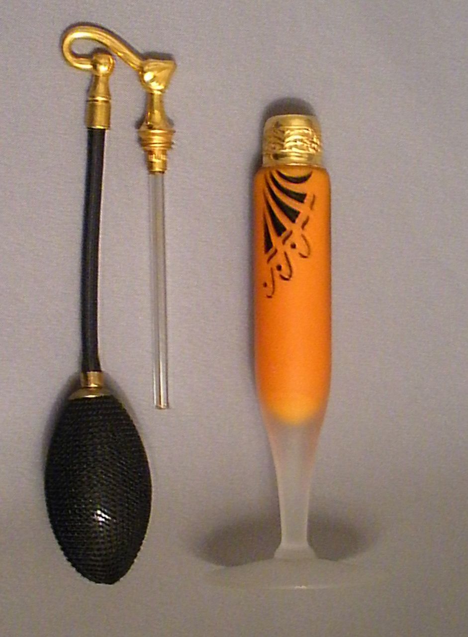 DeVilbiss Perfume Atomizer 1927-1928 DeVilbiss Perfume Atomizer 1927-1928