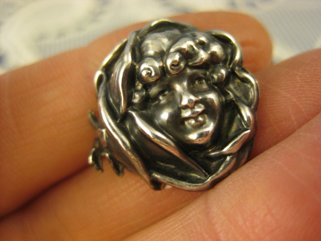 Sterling ~ Peek A Boo Child Pin ~ Silver Art Nouveau Brooch Sterling ~ Peek A Boo Child Pin ~ Silver Art Nouveau Brooch