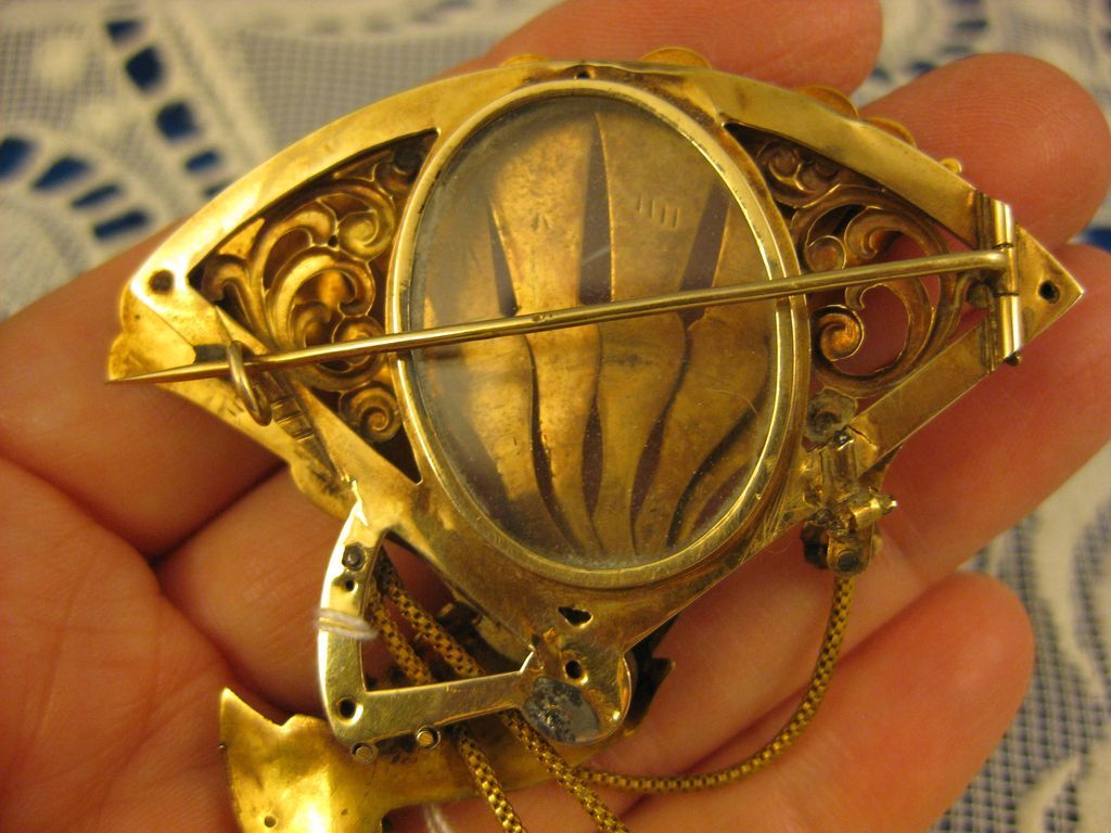 Victorian Brooch ~ 18K Gold Fan Hair Locket ~ D'Epergne Enamel Pin Victorian Brooch ~ 18K Gold Fan Hair Locket ~ D'Epergne Enamel Pin