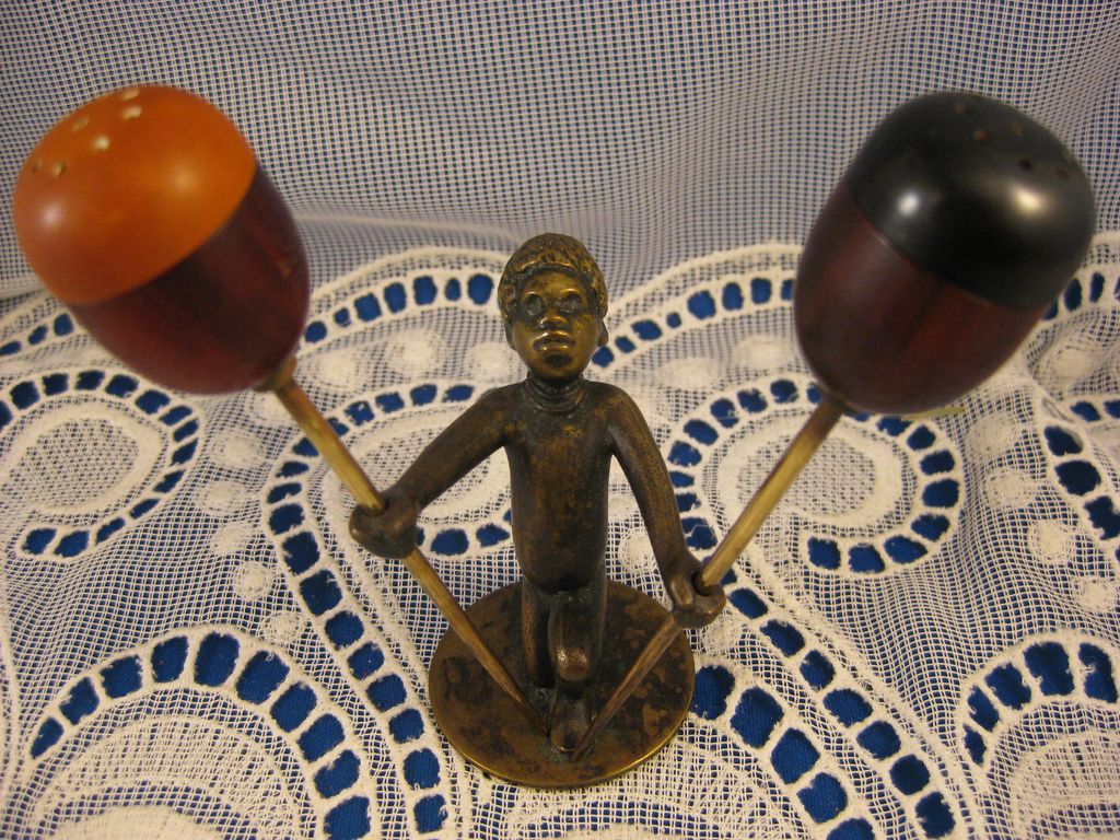 Rena Rosenthal ~ African Salt & Pepper Shaker ~ Bakelite Austrian Bronze Rena Rosenthal ~ African Salt & Pepper Shaker ~ Bakelite Austrian Bronze