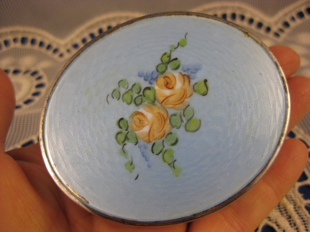 Vintage ~ Blue Enamel Roses Mirrored Vanity Compact ~ Gold Tone Vintage ~ Blue Enamel Roses Mirrored Vanity Compact ~ Gold Tone
