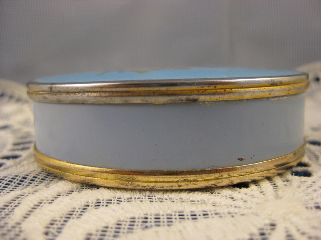 Vintage ~ Blue Enamel Roses Mirrored Vanity Compact ~ Gold Tone Vintage ~ Blue Enamel Roses Mirrored Vanity Compact ~ Gold Tone