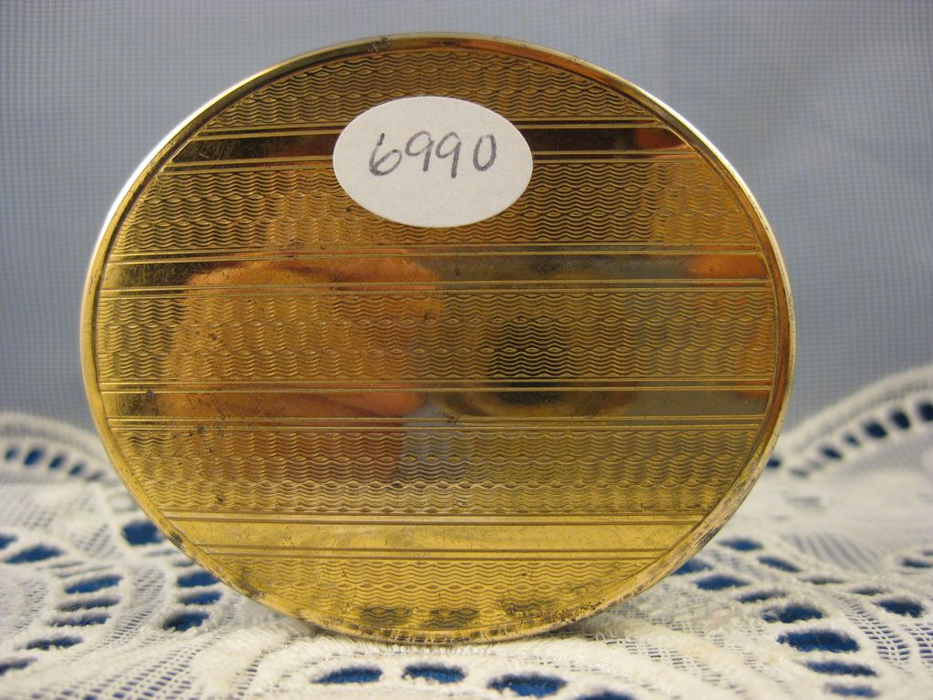 Vintage ~ Blue Enamel Roses Mirrored Vanity Compact ~ Gold Tone Vintage ~ Blue Enamel Roses Mirrored Vanity Compact ~ Gold Tone