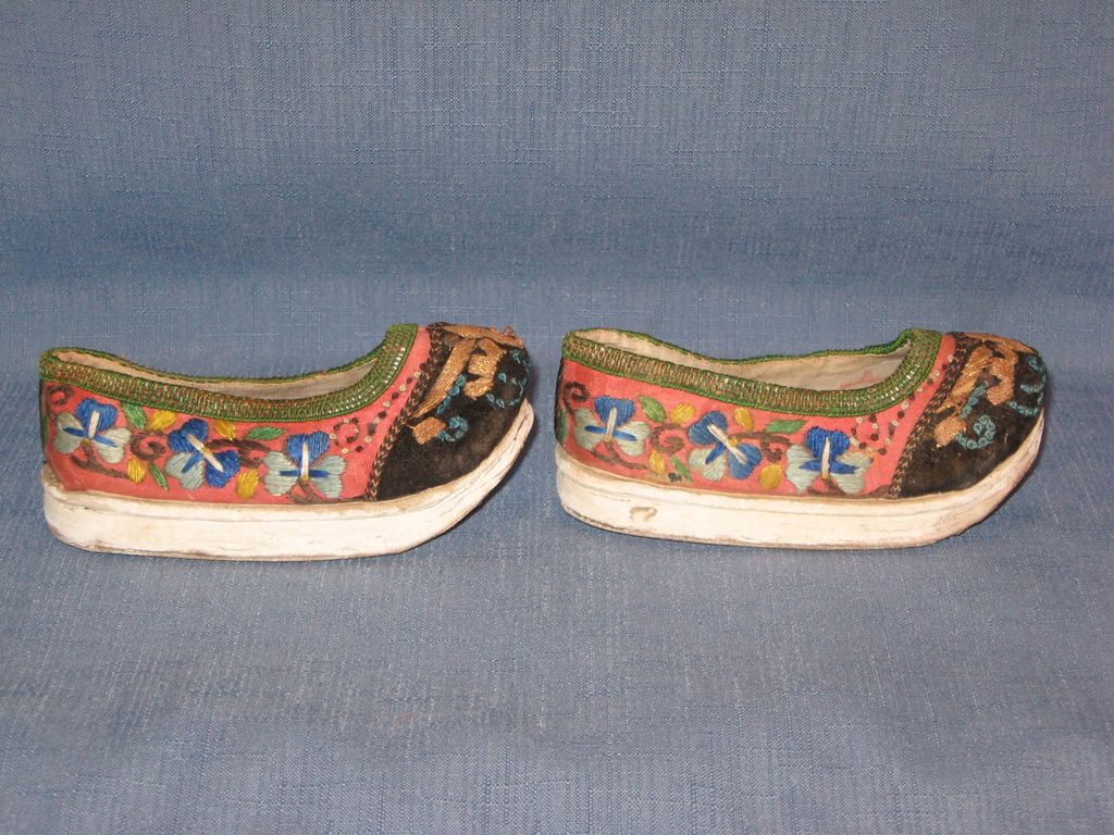 Antique 19th Century Chinese Embroidered Bound Feet Lotus Shoes Rare and Wonderful Antique 19th Century Chinese Embroidered Bound Feet Lotus Shoes Rare and Wonderful