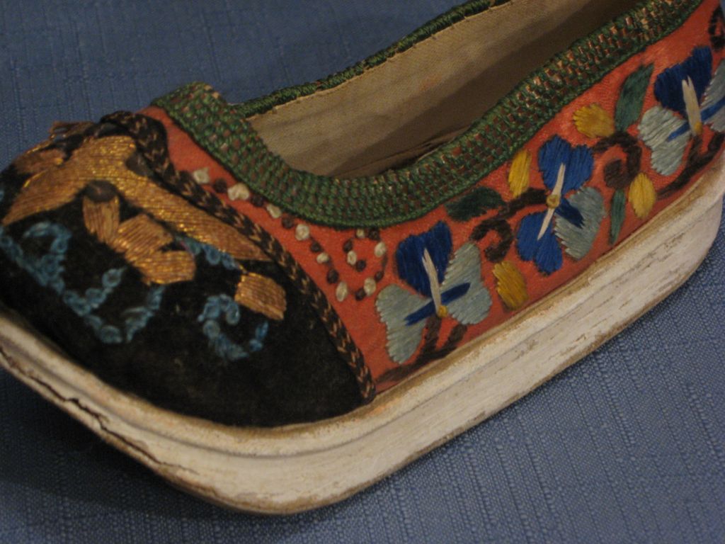 Antique 19th Century Chinese Embroidered Bound Feet Lotus Shoes Rare and Wonderful Antique 19th Century Chinese Embroidered Bound Feet Lotus Shoes Rare and Wonderful