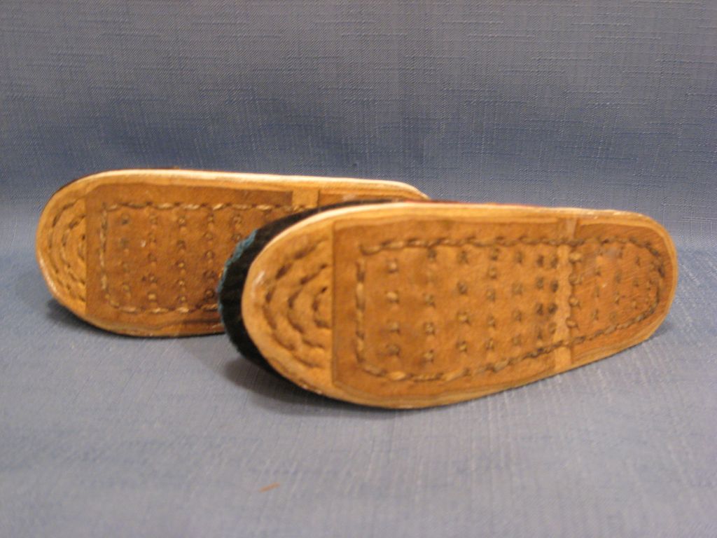 Antique 19th Century Chinese Embroidered Bound Feet Lotus Shoes Rare and Wonderful Antique 19th Century Chinese Embroidered Bound Feet Lotus Shoes Rare and Wonderful