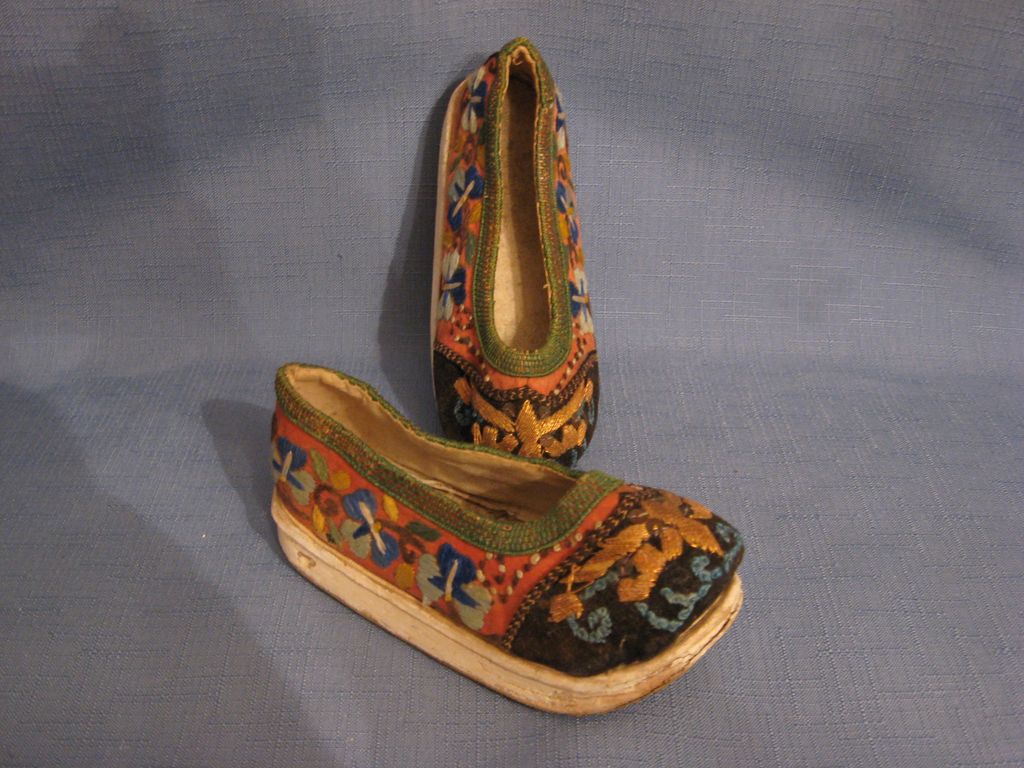 Antique 19th Century Chinese Embroidered Bound Feet Lotus Shoes Rare and Wonderful Antique 19th Century Chinese Embroidered Bound Feet Lotus Shoes Rare and Wonderful