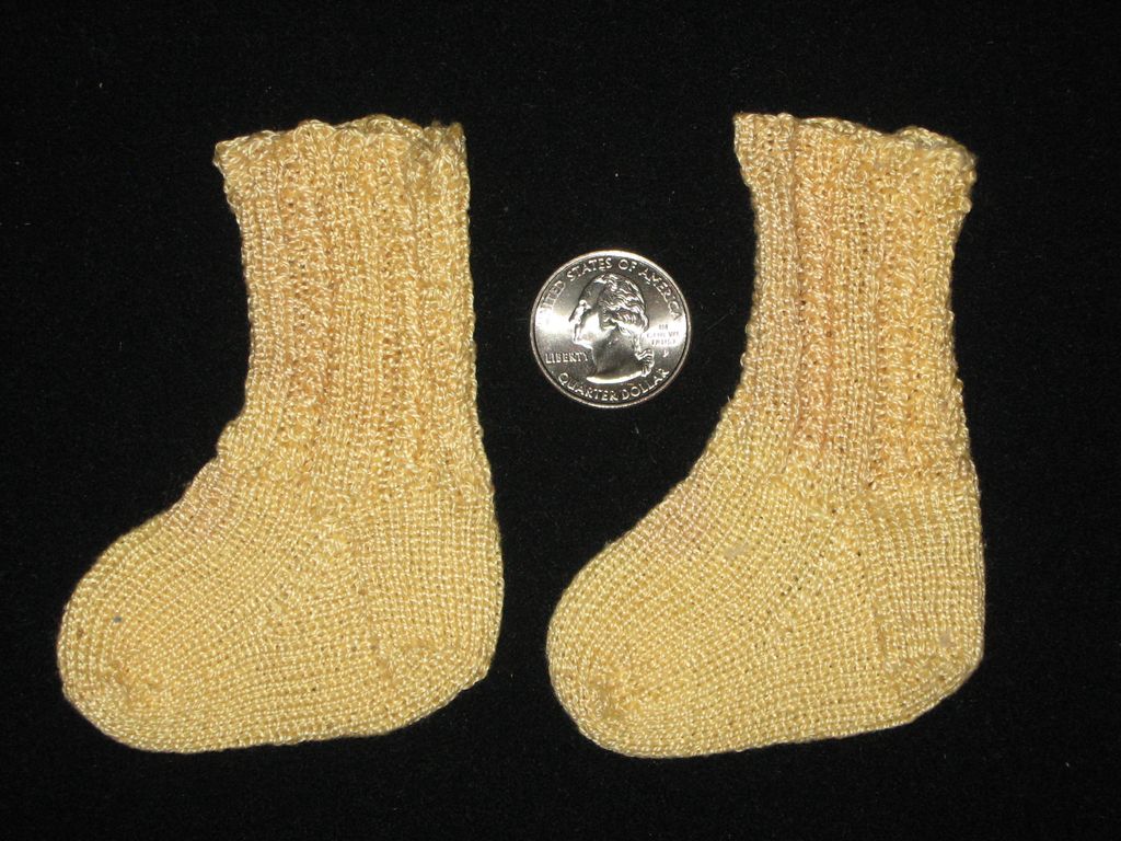 Hand Knit Socks for French Bebe Jumeau Bru Steiner Hand Knit Socks for French Bebe Jumeau Bru Steiner