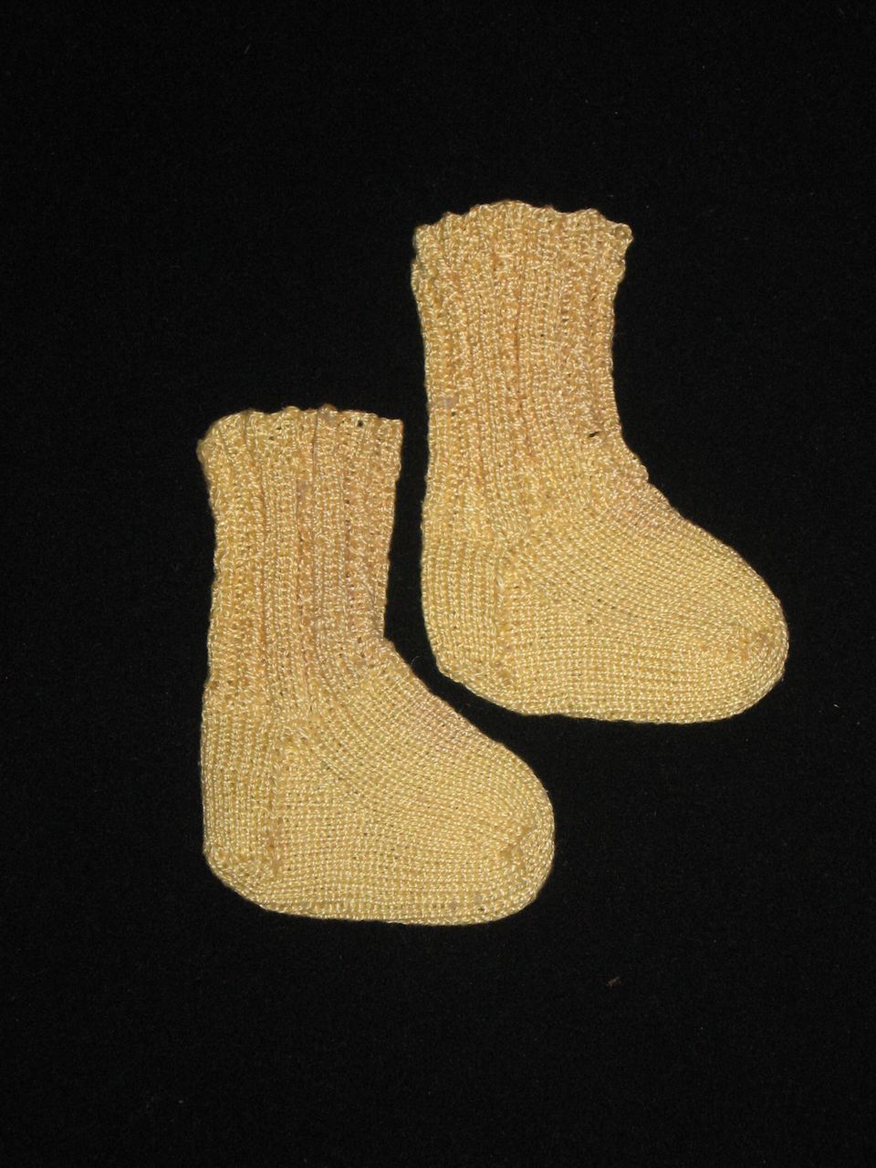 Hand Knit Socks for French Bebe Jumeau Bru Steiner Hand Knit Socks for French Bebe Jumeau Bru Steiner