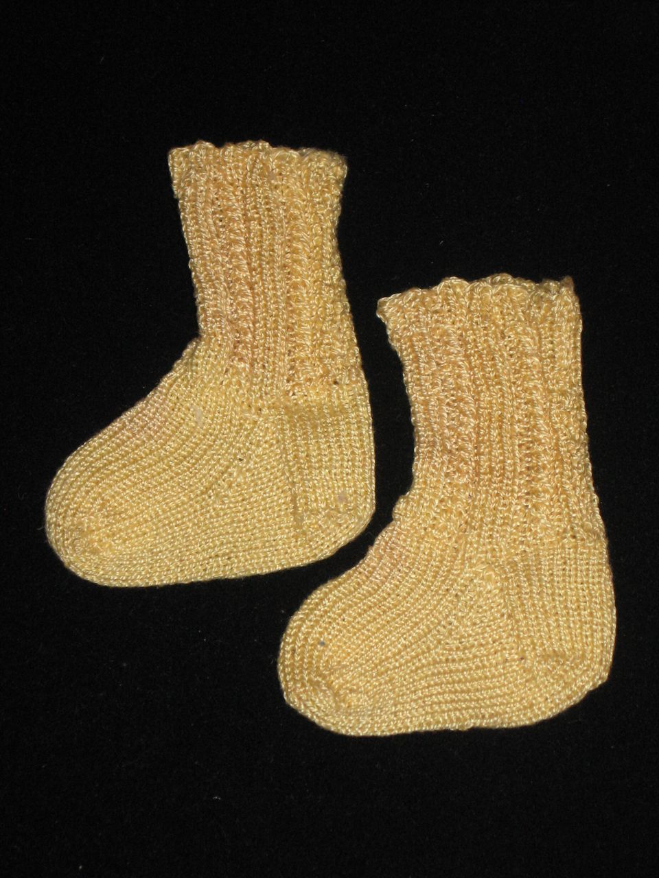 Hand Knit Socks for French Bebe Jumeau Bru Steiner Hand Knit Socks for French Bebe Jumeau Bru Steiner
