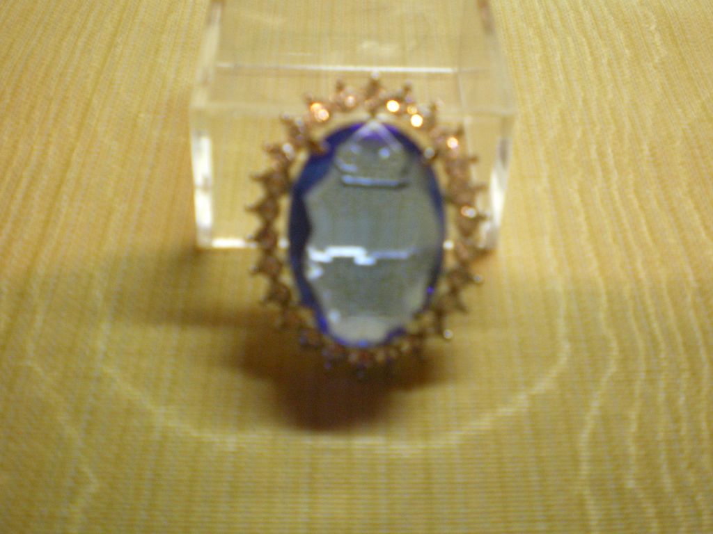 Petite Blue Crystal Faceted Pin Petite Blue Crystal Faceted Pin