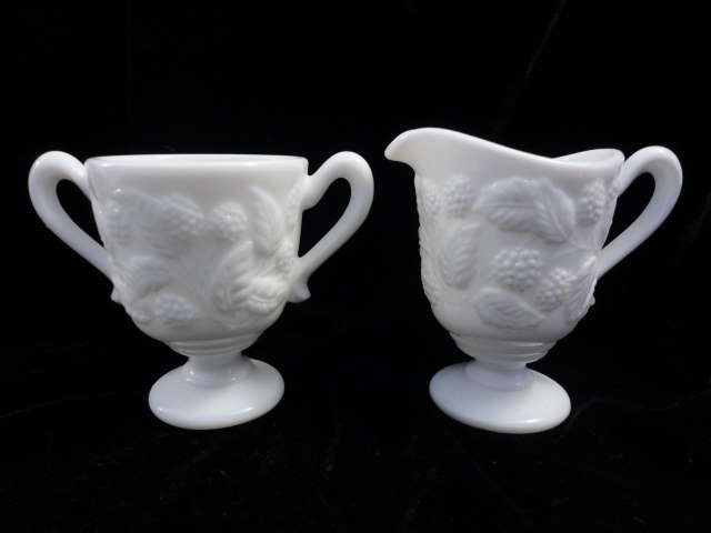 Fostoria Sugar Creamer White Milk Glass Berry Fostoria Sugar Creamer White Milk Glass Berry