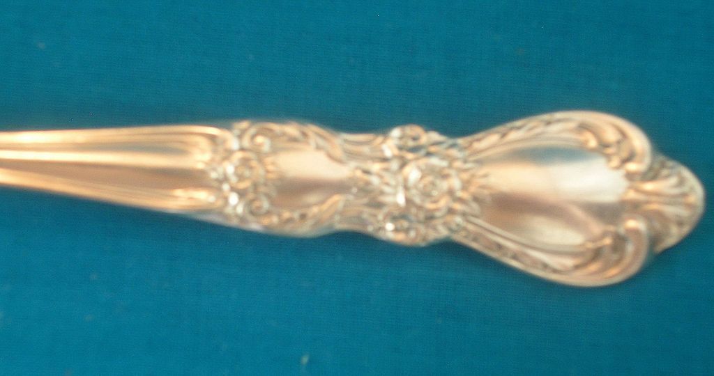 1847 Rogers / Int'l Silver Plate Flatware - 'Heritage' - Pierced Bon Bon Spoon 1847 Rogers / Int'l Silver Plate Flatware - 'Heritage' - Pierced Bon Bon Spoon