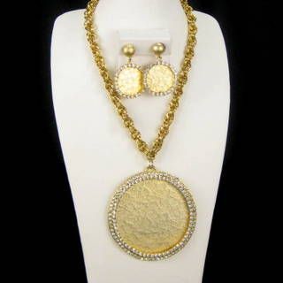 Large Vintage Rhinestone Medallion Gold Tone Necklace and Earring Set Large Vintage Rhinestone Medallion Gold Tone Necklace and Earring Set