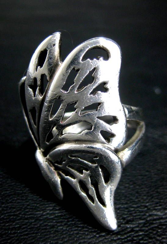 European Silver Butterfly Filigree Vintage Ring - Size 8.5 European Silver Butterfly Filigree Vintage Ring - Size 8.5