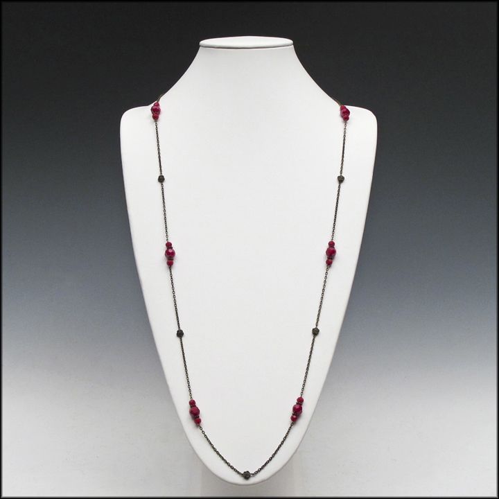 Red Glass and Brass Station Necklace - Queen of Hearts / Gifts for Her Red Glass and Brass Station Necklace - Queen of Hearts / Gifts for Her