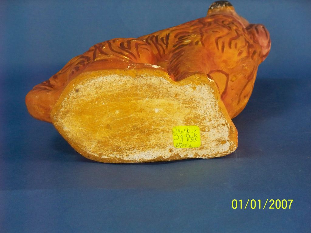 Very fine Chalkware Dog Bank with natural colors Very fine Chalkware Dog Bank with natural colors