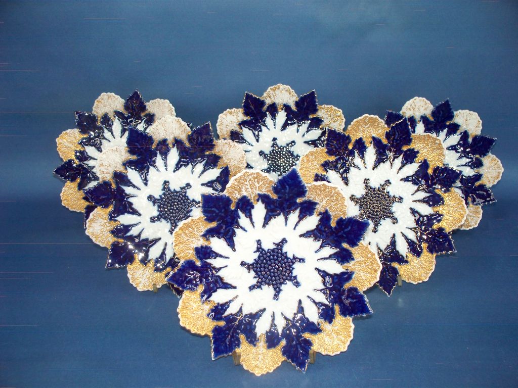 Six Meissen snowflake shaped Plates,6 1/2 in. Six Meissen snowflake shaped Plates,6 1/2 in.