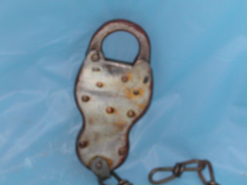Southern Railway figure 8 lock Southern Railway figure 8 lock