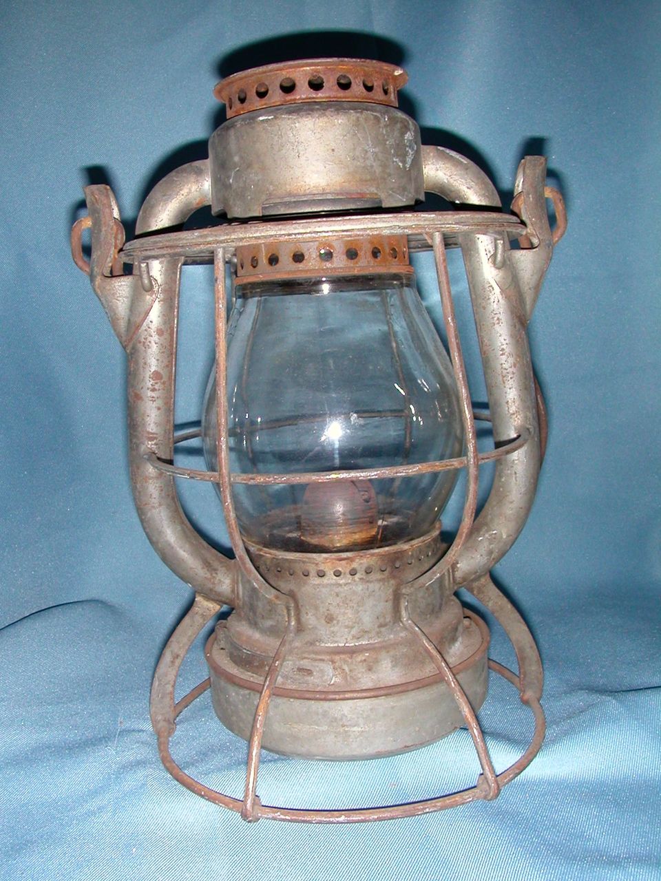 Maine Central Railroad Hand Lantern Maine Central Railroad Hand Lantern
