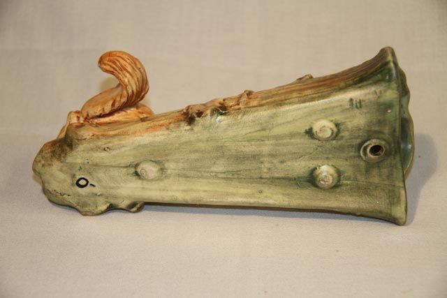 Weller Woodcraft wall pocket with Squirrel Weller Woodcraft wall pocket with Squirrel